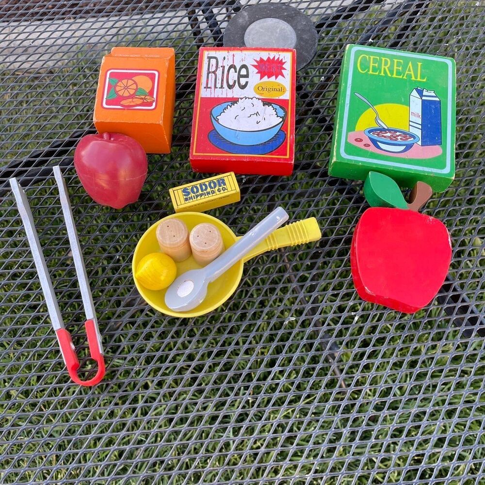 Vintage Wood Play Food and Utensils y2k y2kvintage